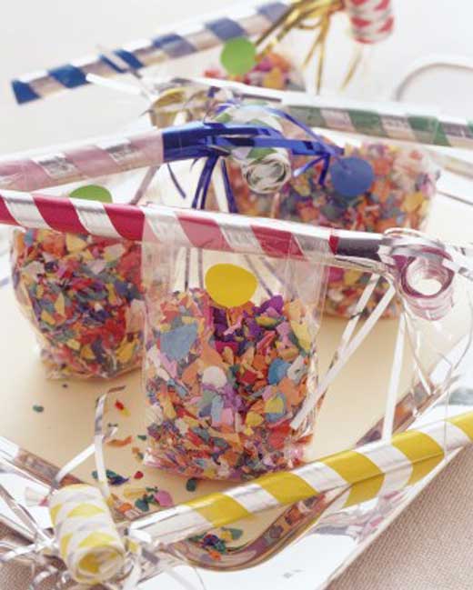 Confetti-Bags and Noisemaker