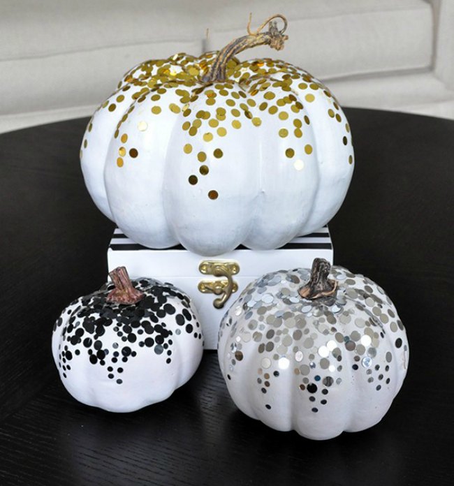 Gold-Dot-Metallic-Confetti-Pumpkin